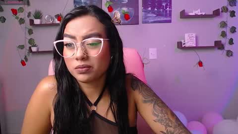 Snapshot of macey_hairy chatting on March 7, 2025, 5:17 pm Macey Elliot Modelo Independiente online show from March 7, 2025, 5:17 pm
