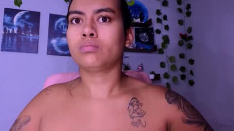 Snapshot of macey_hairy chatting on October 14, 2025, 10:16 am Macey Elliot Modelo Independiente online show from October 14, 2025, 10:16 am