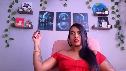 Snapshot of macey_hairy chatting on November 22, 2025, 3:33 pm Macey Elliot Modelo Independiente online show from November 22, 2025, 3:33 pm