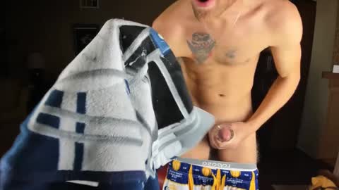 Snapshot of machinecumkelly69 chatting on January 14, 2025, 5:30 am machinecumkelly69 online show from January 14, 2025, 5:30 am