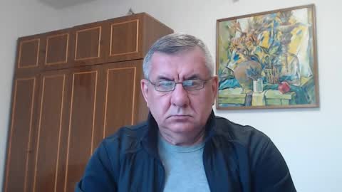 Snapshot of machomale3 chatting on January 28, 2025, 1:59 pm Macho online show from January 28, 2025, 1:59 pm