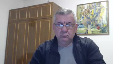 Snapshot of machomale3 chatting on January 30, 2025, 8:31 pm Macho online show from January 30, 2025, 8:31 pm