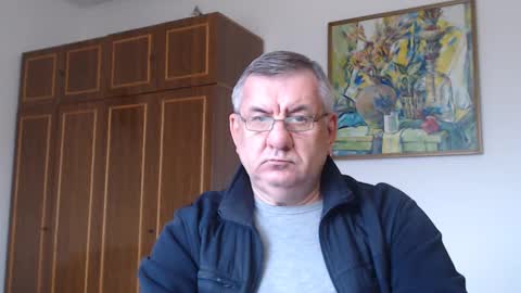 Snapshot of machomale3 chatting on February 6, 2025, 2:04 pm Macho online show from February 6, 2025, 2:04 pm