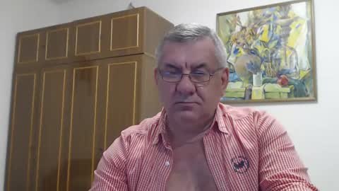 Snapshot of machomale3 chatting on February 6, 2025, 9:49 pm Macho online show from February 6, 2025, 9:49 pm