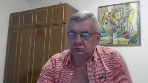 Snapshot of machomale3 chatting on February 10, 2025, 9:15 pm Macho online show from February 10, 2025, 9:15 pm