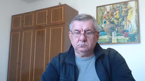 Snapshot of machomale3 chatting on February 13, 2025, 8:48 am Macho online show from February 13, 2025, 8:48 am