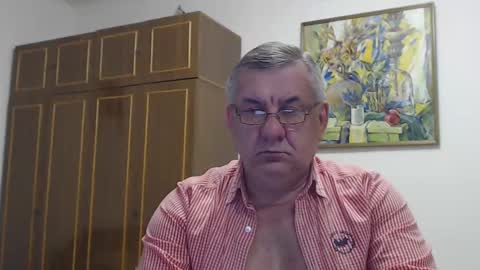 Snapshot of machomale3 chatting on February 13, 2025, 7:52 pm Macho online show from February 13, 2025, 7:52 pm