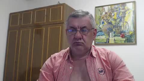 Snapshot of machomale3 chatting on February 15, 2025, 8:43 pm Macho online show from February 15, 2025, 8:43 pm