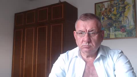 Snapshot of machomale3 chatting on September 10, 2025, 4:07 pm Macho online show from September 10, 2025, 4:07 pm