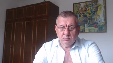 Snapshot of machomale3 chatting on September 12, 2025, 12:27 pm Macho online show from September 12, 2025, 12:27 pm