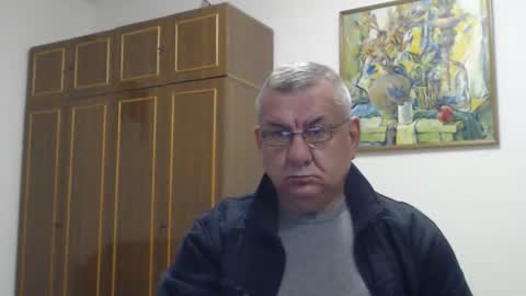 Snapshot of machomale3 chatting on October 14, 2025, 10:32 pm Macho online show from October 14, 2025, 10:32 pm