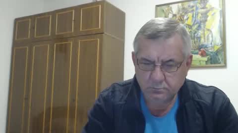 Snapshot of machomale3 chatting on November 15, 2025, 3:19 pm Macho online show from November 15, 2025, 3:19 pm