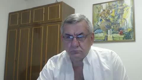 Snapshot of machomale3 chatting on November 17, 2025, 10:26 pm Macho online show from November 17, 2025, 10:26 pm