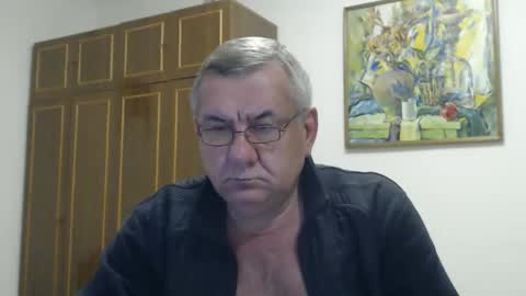 Snapshot of machomale3 chatting on November 26, 2025, 9:16 pm Macho online show from November 26, 2025, 9:16 pm