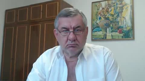 Snapshot of machomale3 chatting on November 30, 2025, 11:14 am Macho online show from November 30, 2025, 11:14 am