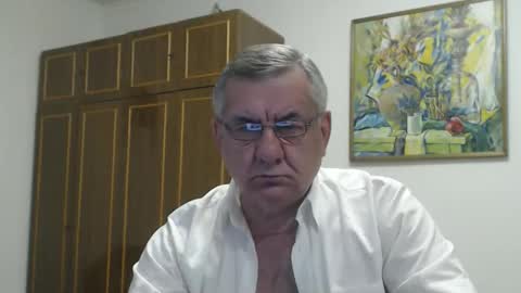 Snapshot of machomale3 chatting on December 2, 2025, 11:00 pm Macho online show from December 2, 2025, 11:00 pm