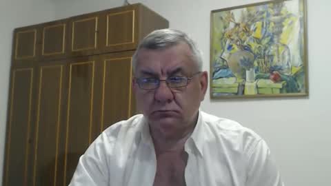 Snapshot of machomale3 chatting on December 16, 2025, 6:35 pm Macho online show from December 16, 2025, 6:35 pm