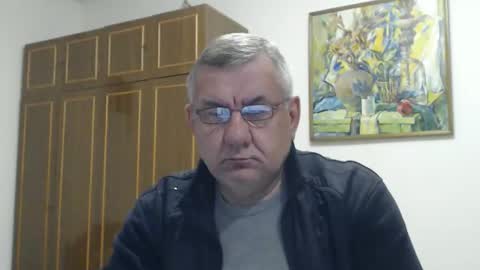 Snapshot of machomale3 chatting on December 21, 2025, 5:20 pm Macho online show from December 21, 2025, 5:20 pm