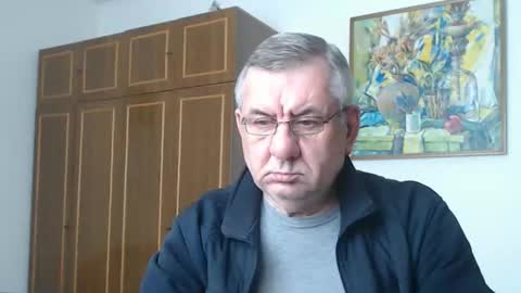 Snapshot of machomale3 chatting on January 10, 2026, 11:01 am Macho online show from January 10, 2026, 11:01 am