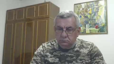 Snapshot of machomale3 chatting on February 4, 2026, 4:35 pm Macho online show from February 4, 2026, 4:35 pm