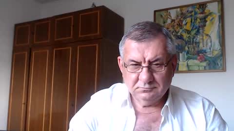 Macho online show from June 3, 2026, 4:23 pm