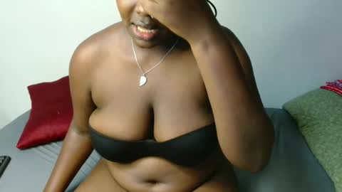 Snapshot of macie_smith chatting on March 22, 2026, 4:10 pm smith online show from March 22, 2026, 4:10 pm