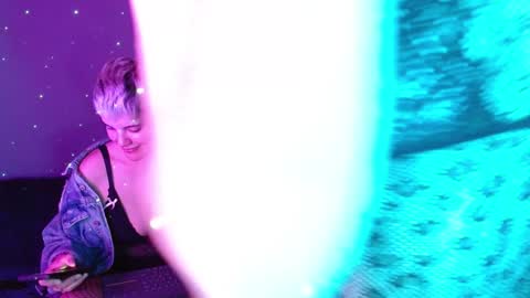 Snapshot of mackenziemoon chatting on January 12, 2025, 5:34 am Noah Askew online show from January 12, 2025, 5:34 am