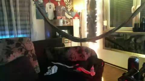 Manuel online show from January 1, 2025, 1:26 am