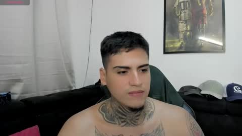 Snapshot of mad_maxxx1 chatting on November 3, 2025, 12:35 am max online show from November 3, 2025, 12:35 am