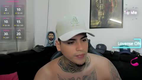 Snapshot of mad_maxxx1 chatting on November 11, 2025, 12:21 am max online show from November 11, 2025, 12:21 am