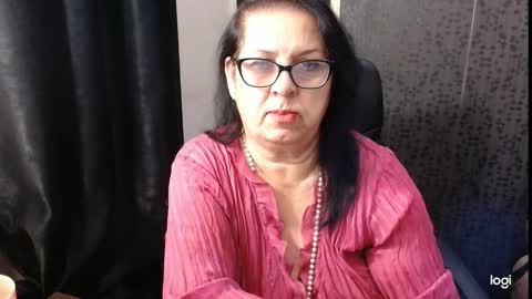 Snapshot of madam_sanjanne chatting on October 9, 2025, 3:04 am Madam Sanjanne online show from October 9, 2025, 3:04 am