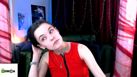 Snapshot of madam_ulis chatting on January 8, 2025, 4:44 pm Ulis online show from January 8, 2025, 4:44 pm