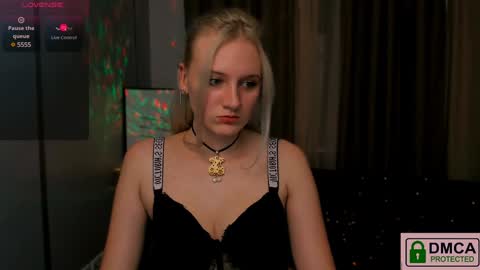 Snapshot of madam_ulis chatting on January 9, 2025, 1:56 pm Ulis online show from January 9, 2025, 1:56 pm