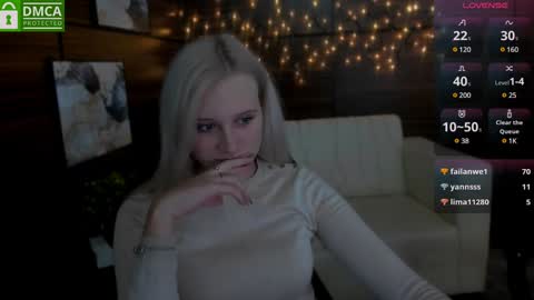 Snapshot of madam_ulis chatting on January 13, 2025, 3:15 pm Ulis online show from January 13, 2025, 3:15 pm