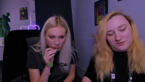 Snapshot of madam_ulis chatting on February 10, 2025, 1:11 pm Ulis online show from February 10, 2025, 1:11 pm