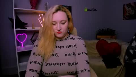 Snapshot of madam_ulis chatting on February 20, 2025, 1:19 pm Ulis online show from February 20, 2025, 1:19 pm