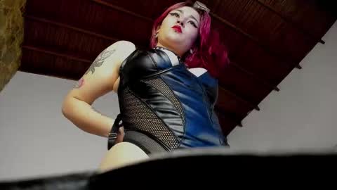 Snapshot of madame_ibby chatting on January 17, 2026, 12:54 pm madame ibby online show from January 17, 2026, 12:54 pm