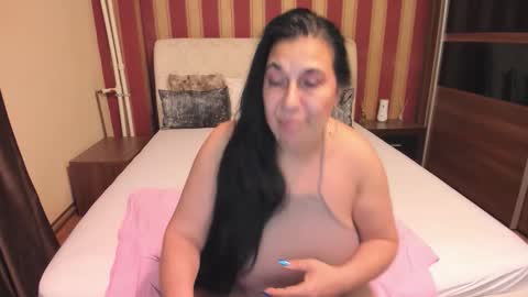 Nora online show from December 5, 2025, 10:46 am