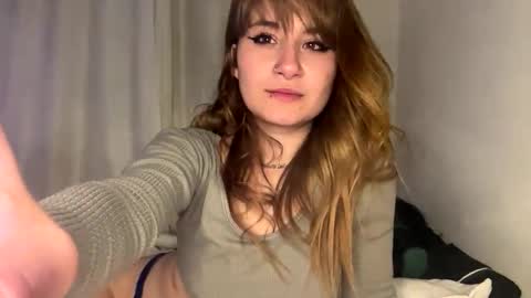 Snapshot of madamme_devorah chatting on May 13, 2026, 3:37 am Meleena redhead Maria Black hear online show from May 13, 2026, 3:37 am