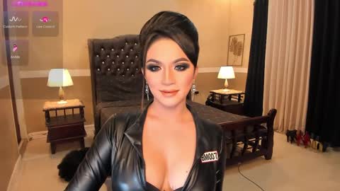 Alison Kloss online show from January 13, 2025, 11:38 pm