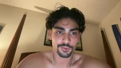 Snapshot of maddaewg101 chatting on September 18, 2025, 6:26 am maddaewg101 online show from September 18, 2025, 6:26 am