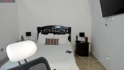 Maddie  online show from January 17, 2026, 12:54 pm