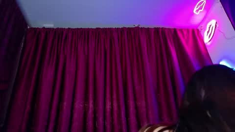 Miss Lust online show from May 28, 2026, 4:37 pm