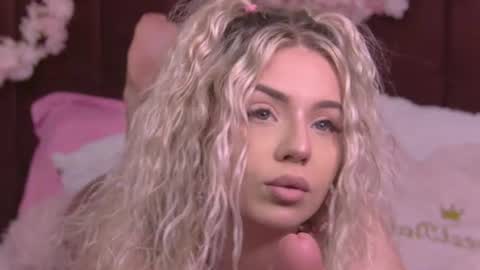 Maddison online show from July 16, 2026, 5:02 am