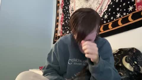 Snapshot of maddlips chatting on November 16, 2025, 1:28 pm Rat Boy online show from November 16, 2025, 1:28 pm