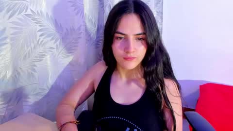 maddy8_ online show from December 18, 2024, 11:02 am