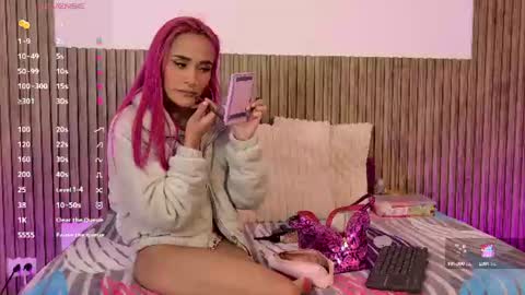 Snapshot of maddy__rose chatting on June 23, 2026, 3:15 am Maddy online show from June 23, 2026, 3:15 am