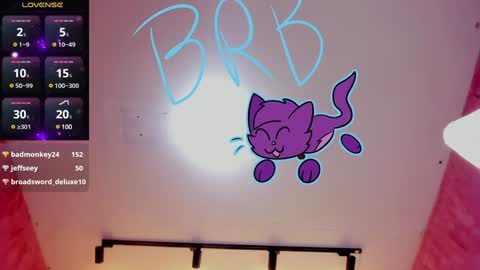 Maddy Please help me with your thumbs up its important online show from December 15, 2024, 7:57 am