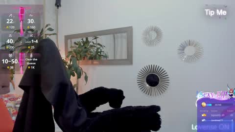 Maddy online show from February 5, 2025, 11:28 pm