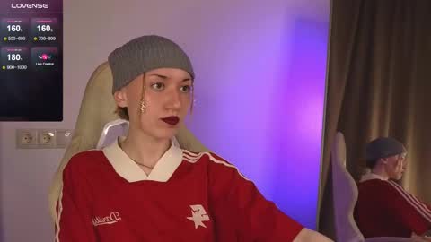 Snapshot of maddygarcia chatting on December 8, 2024, 5:33 pm maddygarcia online show from December 8, 2024, 5:33 pm